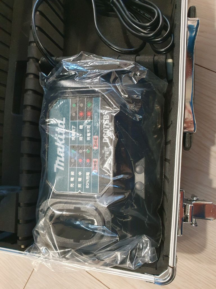 마끼다 충전식 펜드라이버 세트 Df012d--3