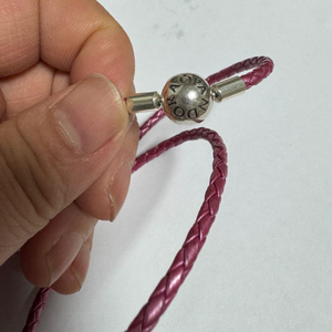 판도라 여성용 핑크 가죽 더블랩 팔찌