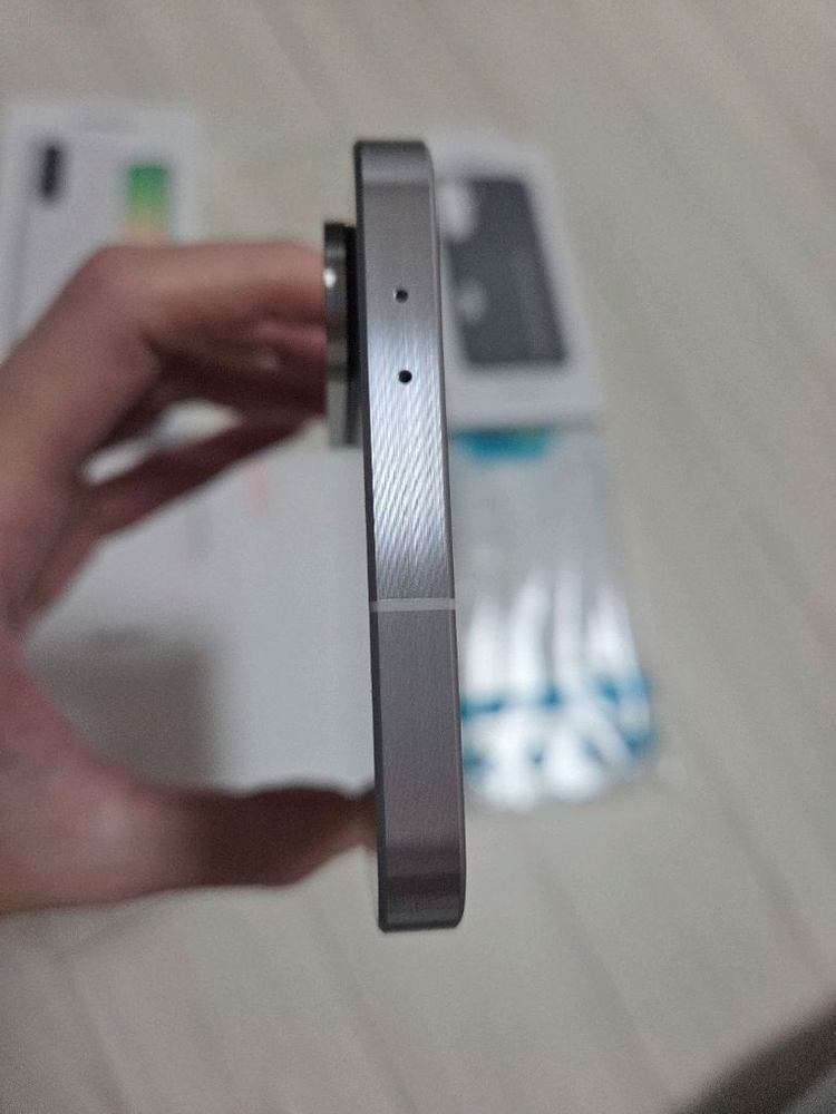 [개인/4개월사용/S급] 삼성 갤럭시 퀀텀6(SM-A566) 풀박스--3