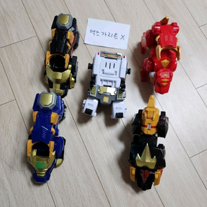 카봇 또봇 아이언트 토마스 폴리 엠버 오토골프 스피너블