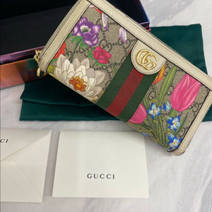 구찌 GG 플로라 장지갑