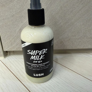 (새제품) 러쉬 수퍼밀크 헤어 프라이머 250g