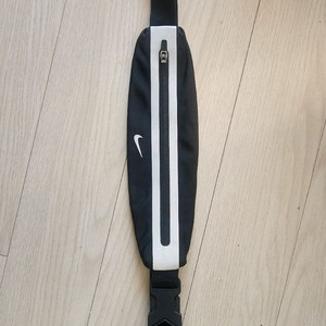 미사용 나이키 러닝 슬림 웨이스트백 / 힙색 판매합니다