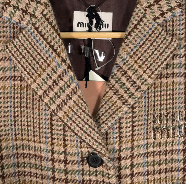[44] 미우미우 여성 체스트 로고 싱글 브레스티드 플래드 체크 울 코트--2