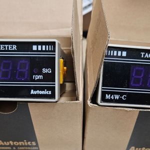 오토닉스 판넬메타(타코메타)M4W-C 2개 새제품 이미지