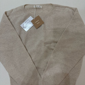 비뮤즈 캐시미어 홀가먼투 니트 프라사이즈