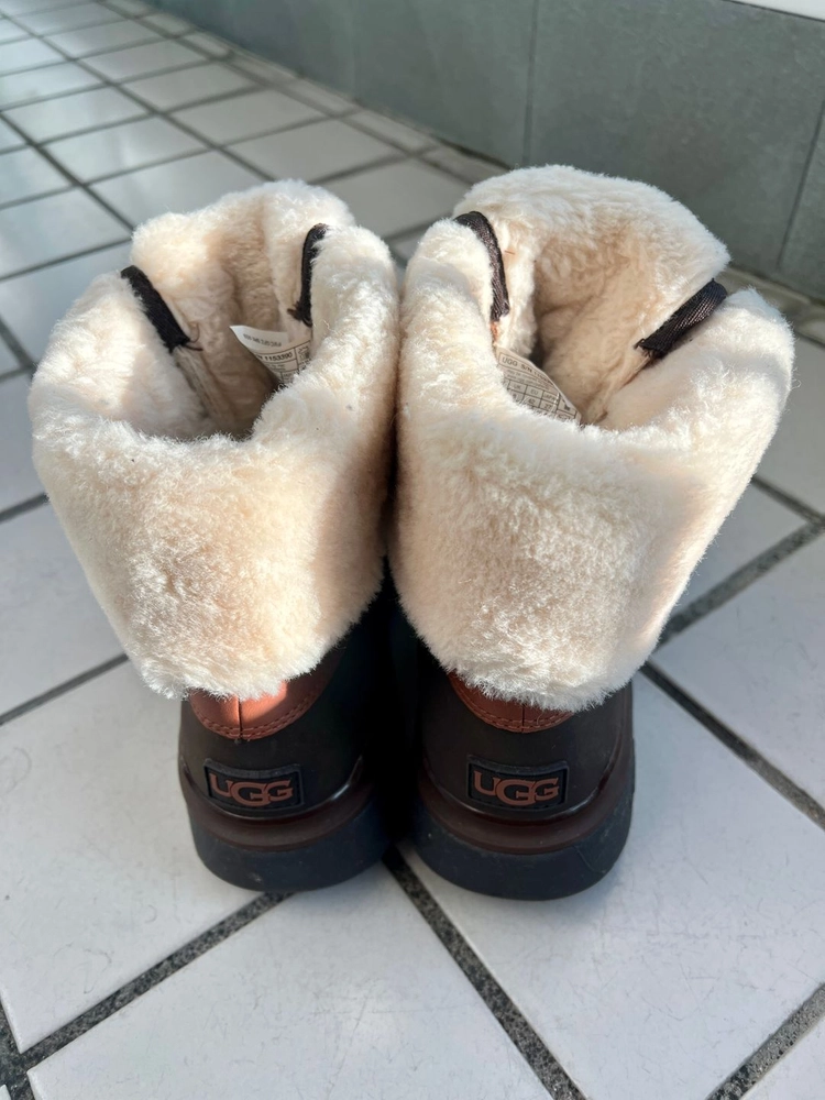[판매] UGG 어그 시트 뷰트 / 270mm(UK8) / 상태좋음 / 네고가능 이미지