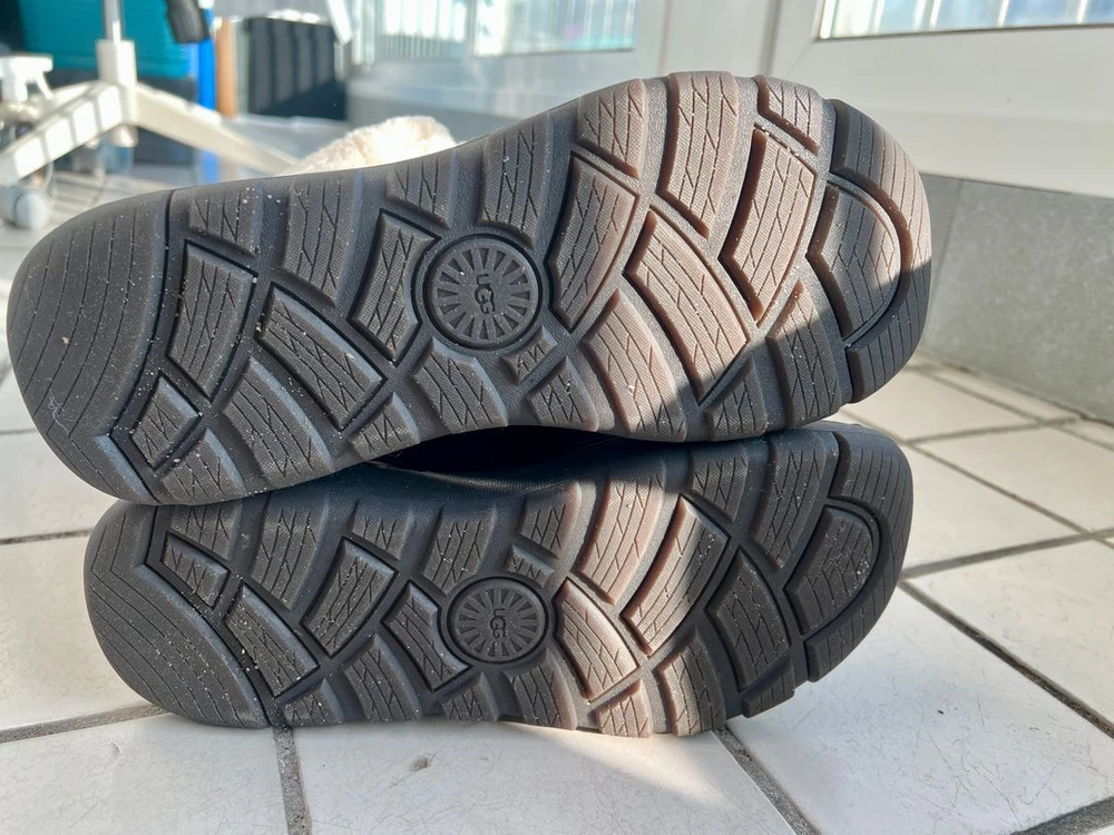 [판매] UGG 어그 시트 뷰트 / 270mm(UK8) / 상태좋음 / 네고가능 이미지