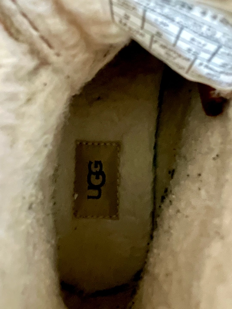 [판매] UGG 어그 시트 뷰트 / 270mm(UK8) / 상태좋음 / 네고가능 이미지
