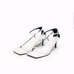 오르(orr) 스퀘어라인 샌들 구두 230