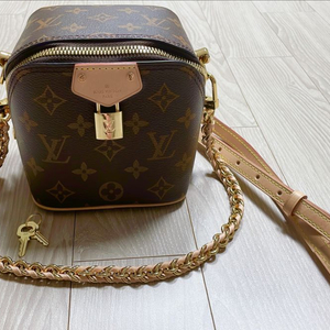 네고X. 루이비통 저스트인케이스 크로스백 미니백 모노그램/김나영 백