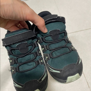 살로몬 키즈 운동화 XA Pro 3D 170 사이즈 (