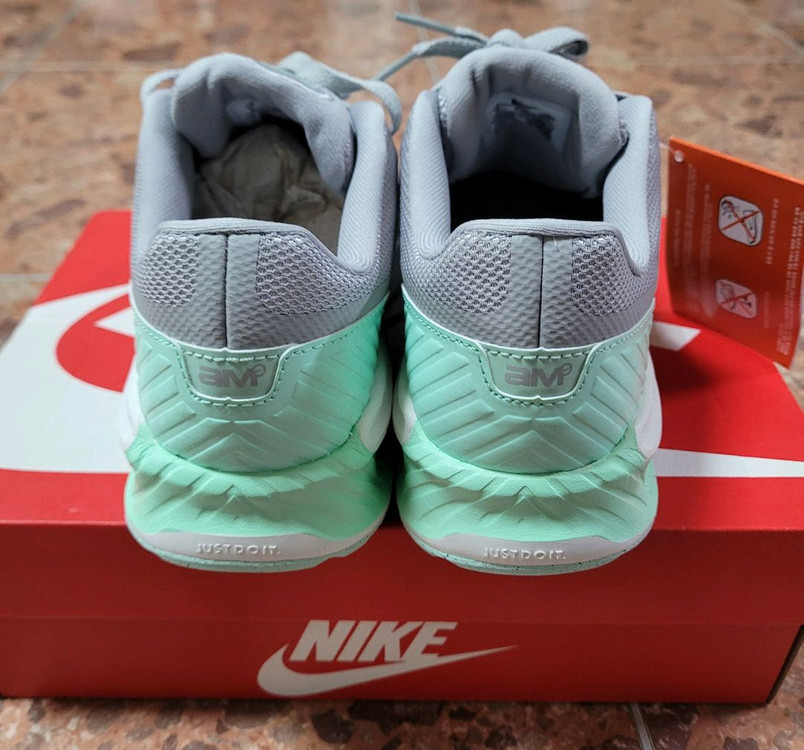 나이키 에어맥스 여성 230 새상품--3