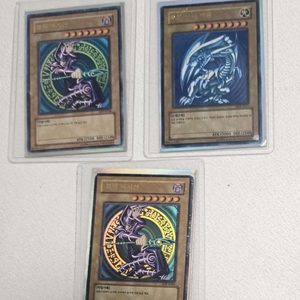 유희왕 블랙매지션 ,푸른눈의 백룡 팝니다 이미지