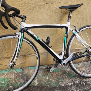 gt gtr프로 풀카본 자전거 판매합니다.