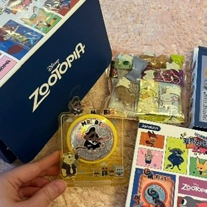 (새상품)한정판o주토피아 아크릴스탠드 굿즈