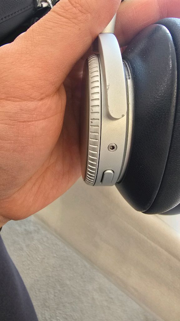 b&o beoplay H100 인피니트블랙 풀박스--7