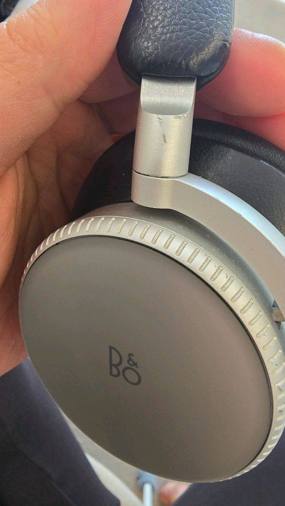 b&o beoplay H100 인피니트블랙 풀박스--9