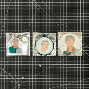 세븐틴 2020 일본 팝업 스토어 아크릴 키링 캔뱃지 보이스 키링 이미지