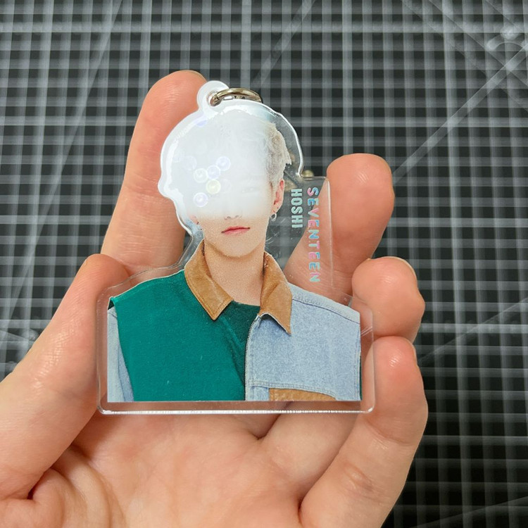 세븐틴 2020 일본 팝업 스토어 아크릴 키링 캔뱃지 보이스 키링 이미지