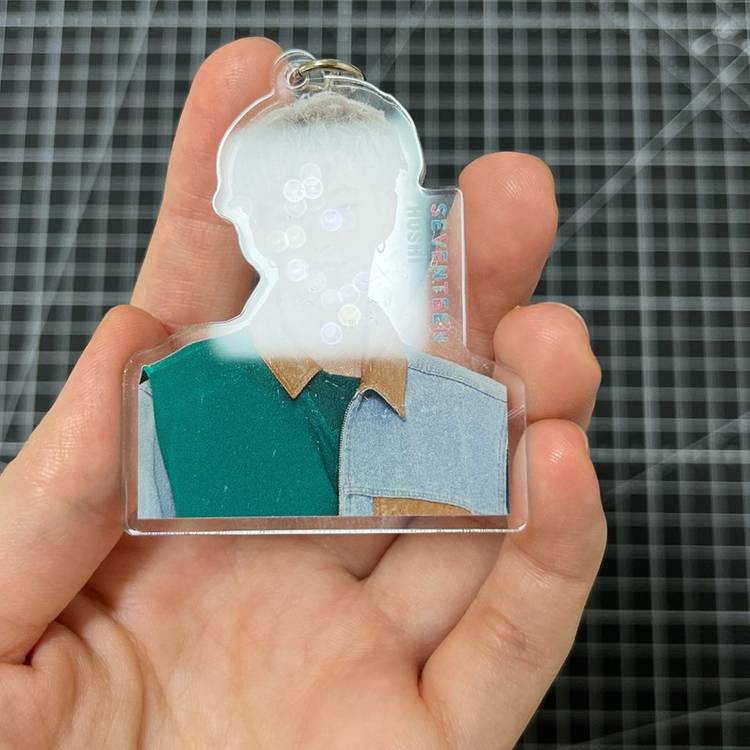 세븐틴 2020 일본 팝업 스토어 아크릴 키링 캔뱃지 보이스 키링 이미지