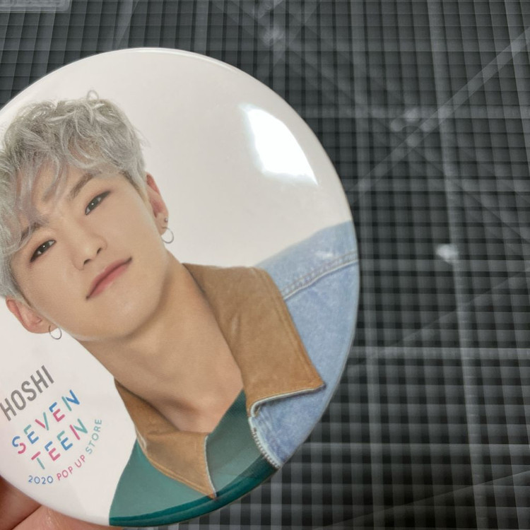 세븐틴 2020 일본 팝업 스토어 아크릴 키링 캔뱃지 보이스 키링 이미지