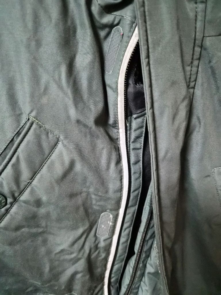 뉴발란스키즈 패딩 140--2