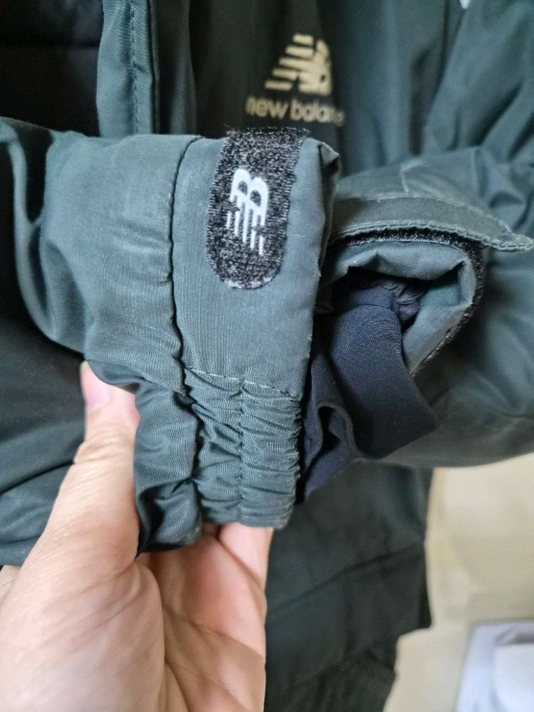 뉴발란스키즈 패딩 140--5