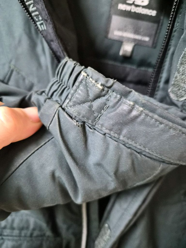 뉴발란스키즈 패딩 140--6