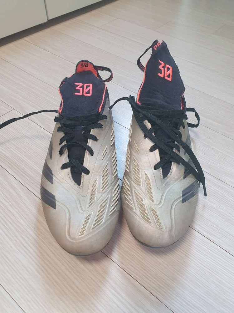 조현우선수 실착 프레데터 엘리트ft 축구화--4