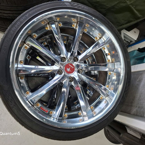 비슈누 워크 크란제 20인치 휠타이어 정품 한대분 팝니다