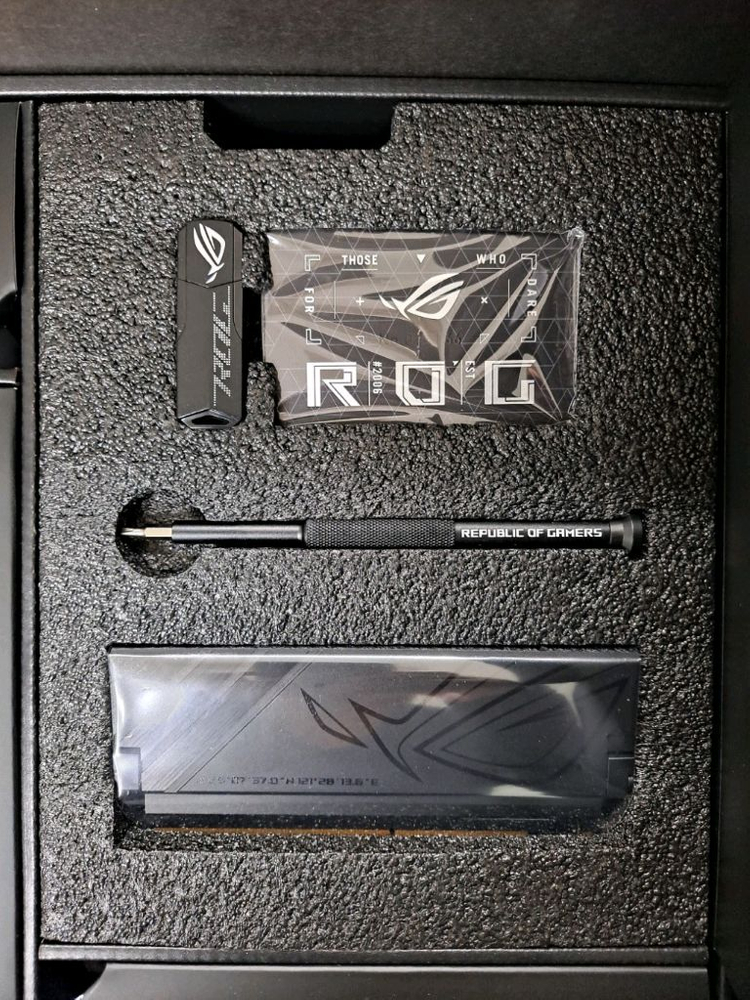 ASUS Maximus Z890 Extreme--6