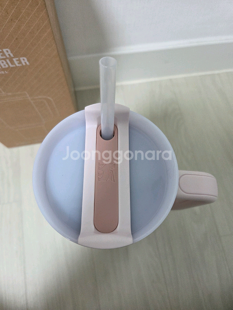 (새제품/택포) 스탠리 퀜처 H2.0 플로우 스테이트 텀블러 1.18L 로즈쿼츠 2.0--3