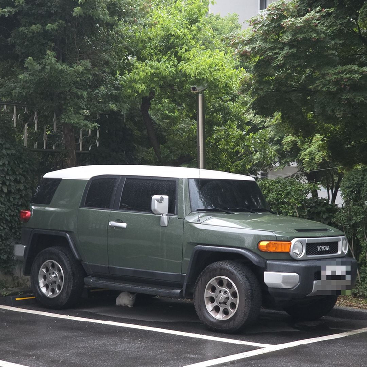 SUV 캠핑카 이미지