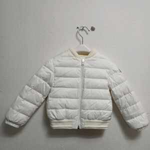 몽클레어 키즈 경량패딩 구스다운점퍼 사이즈 3A 100cm