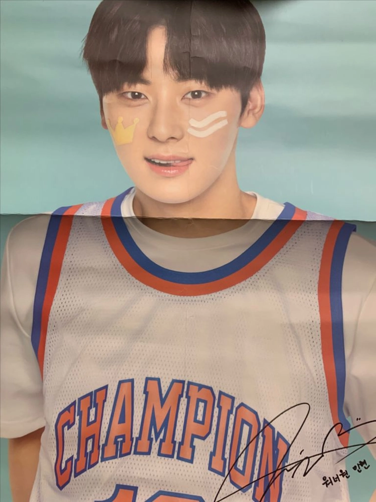 워너원 | WANNAONE 포스터 이미지