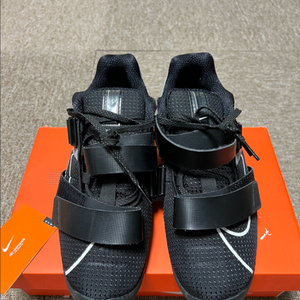 나이키 로말레오 4 블랙 역도화 w265