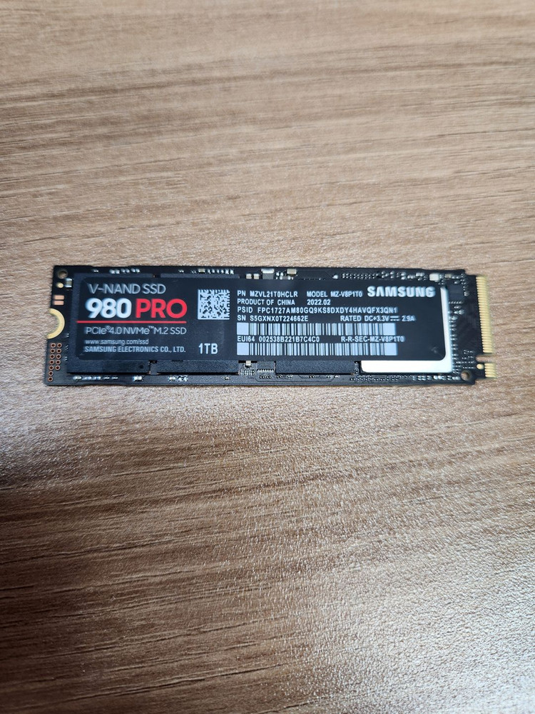 삼성 980 PRO M.2 NVMe SSD 1TB 이미지
