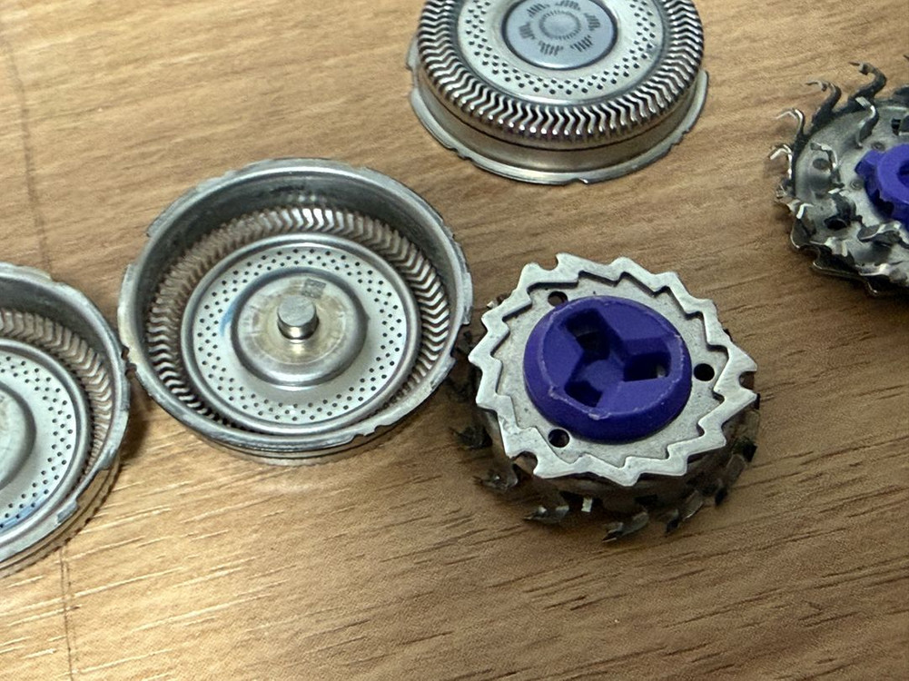 전기면도기 교체용 면도날 세트 이미지