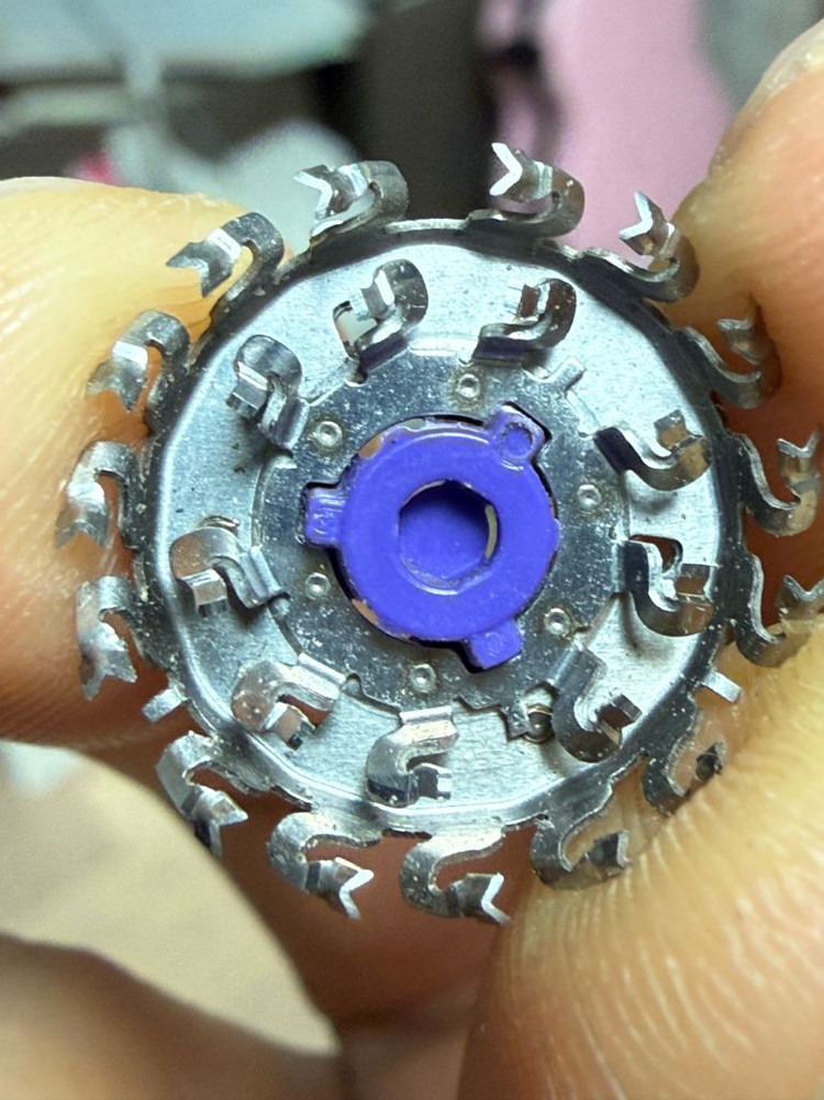 전기면도기 교체용 면도날 세트 이미지