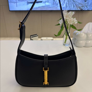 찰스앤키스 가죽 숄더 호보백 팝니다.