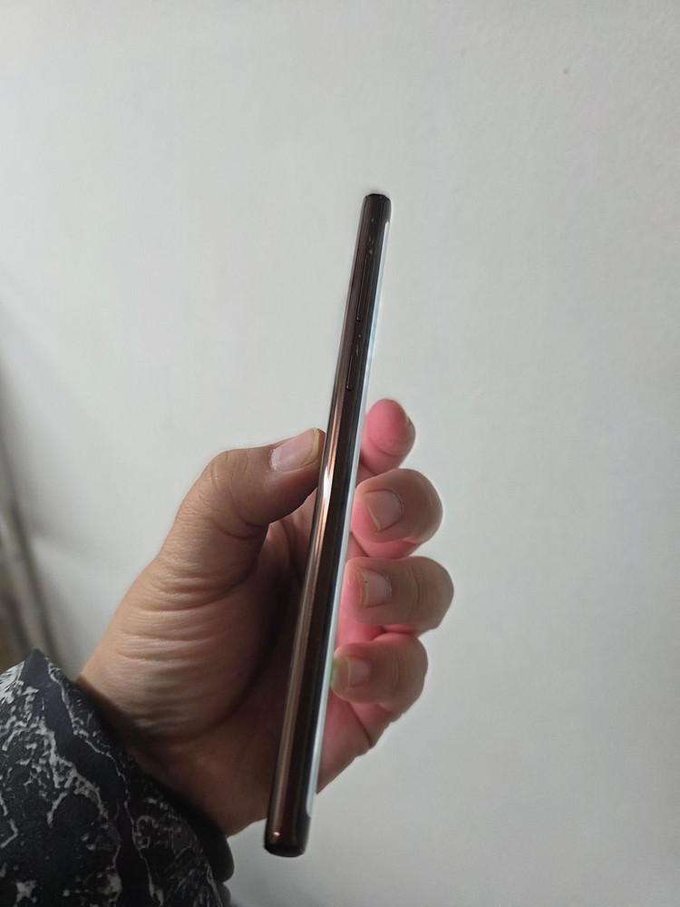 갤럭시 노트9 브론즈 128기가 A급 팔아요~ 이미지
