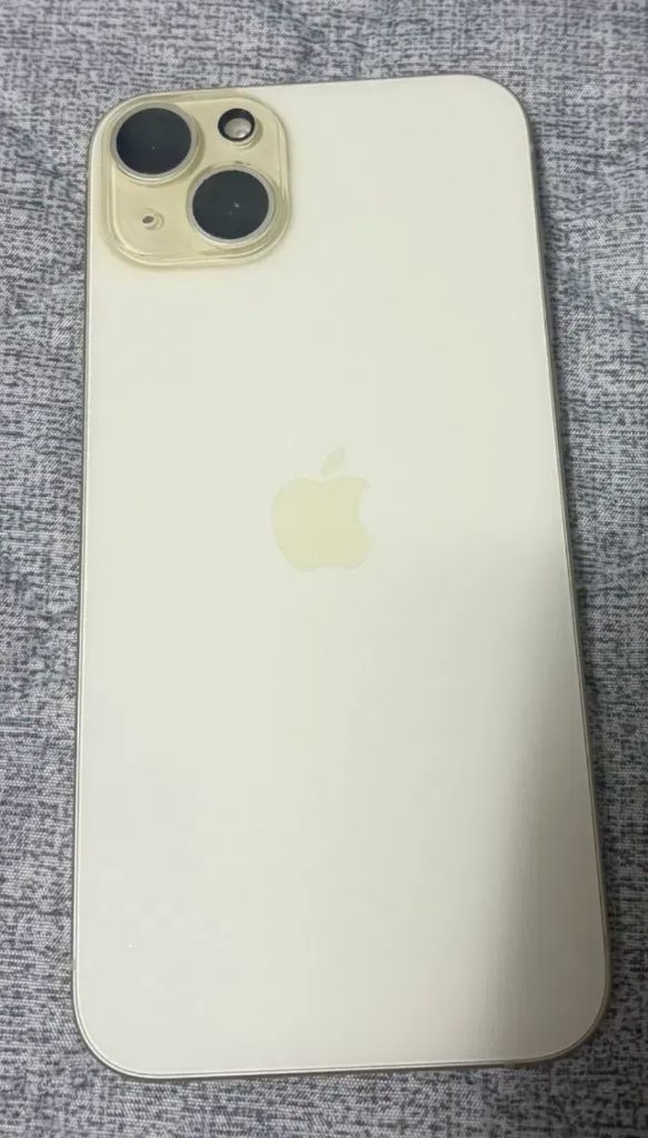 아이폰 15 플러스 옐로루 128기가 그리고 고가 케이스 2개 증정--13