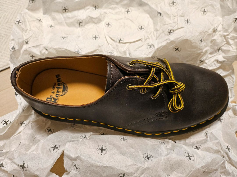 닥터마틴 1461 벡스 크레이지 홀스 다크 브라운--1