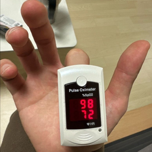 펄스 옥시미터 산소포화도 측정기