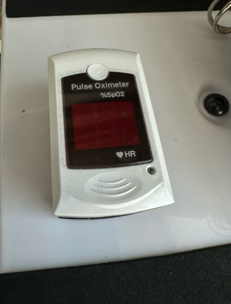 펄스 옥시미터 산소포화도 측정기--1