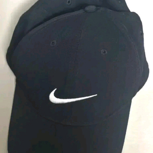 나이키 스우시 볼캡 블랙