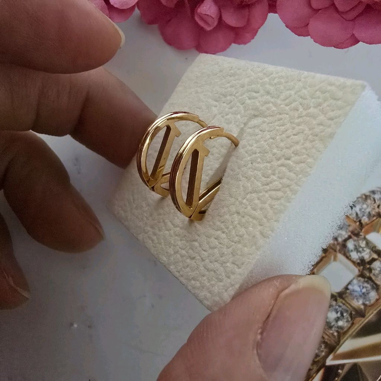 18k핑크골드 V 로고 골드 링 귀걸이--4