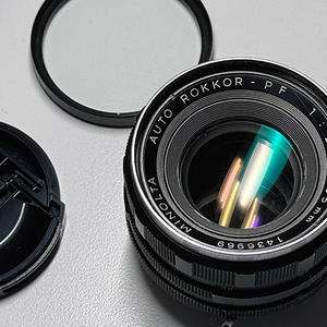 미놀타 수동랜즈 AUTO ROKKKOR-PF 55mm F2 팝니다