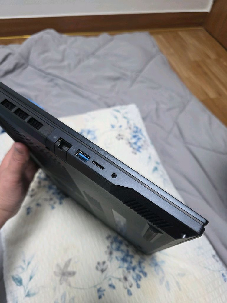 에이서 프레데터 헬리오스 네오 16 RTX 5070Ti--5